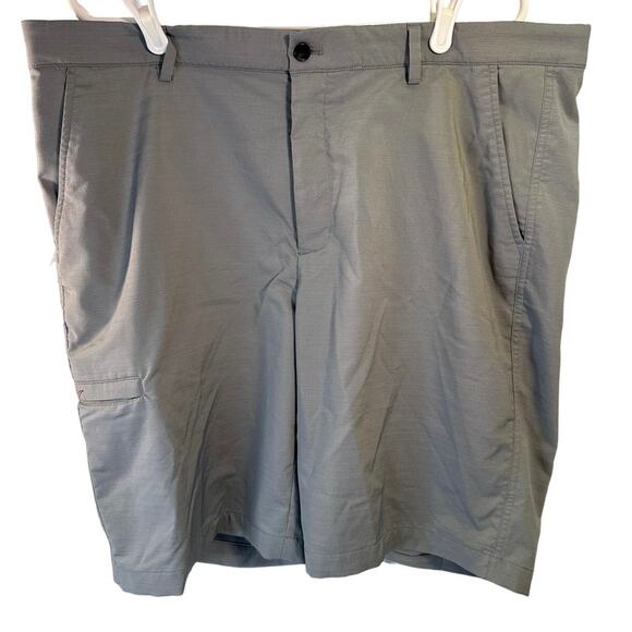 Greg Norman Other - Greg Norman Grey Golf Shorts Size 38‎